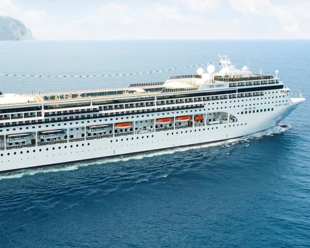 Imagen - Grecia Italia y Turquia desde Estambul Barco MSC Lirica 