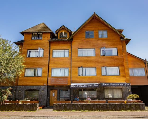 Imagen - Black - Bloqueo Pucón 05 Noches Vía SKY - Hotel Vientos del Sur