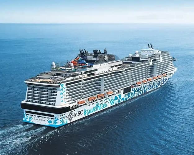 Imagen - Navegando por los Emiratos dese Dubai barco MSC Euribia