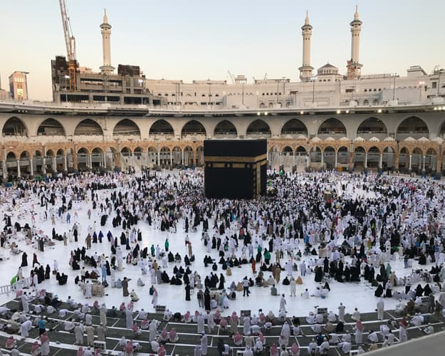 Image - Exclusive Umrah & Luxury Retreat Package: Etihad airways ⇆ 5-Star Jabal Omar Hotel