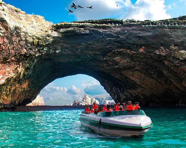 PERÚ DESIERTO Y MAR (Hotel 4* Superior)| 2D-1N