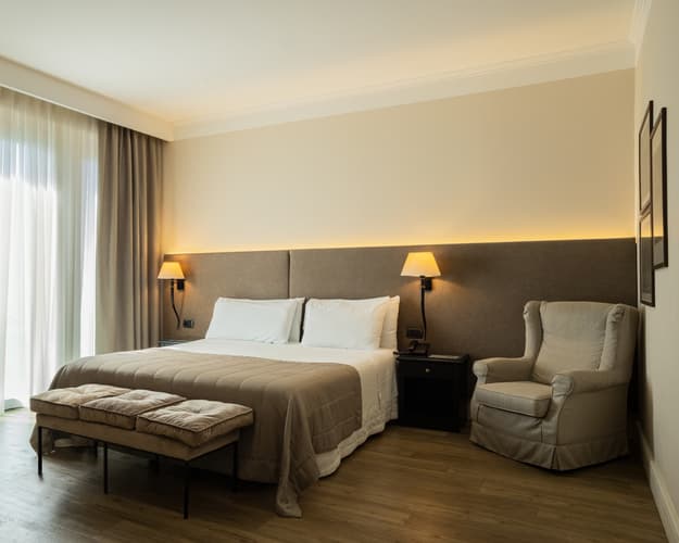 Bild - 5 N Hotel Touring + 2 GF