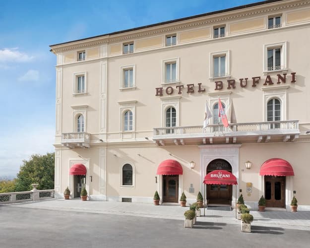 Bild - 3 N Brufani/Perugia