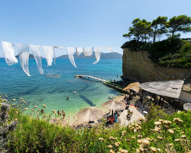 Beeld - Aziza en gezin Zante (Zakynthos), Greece