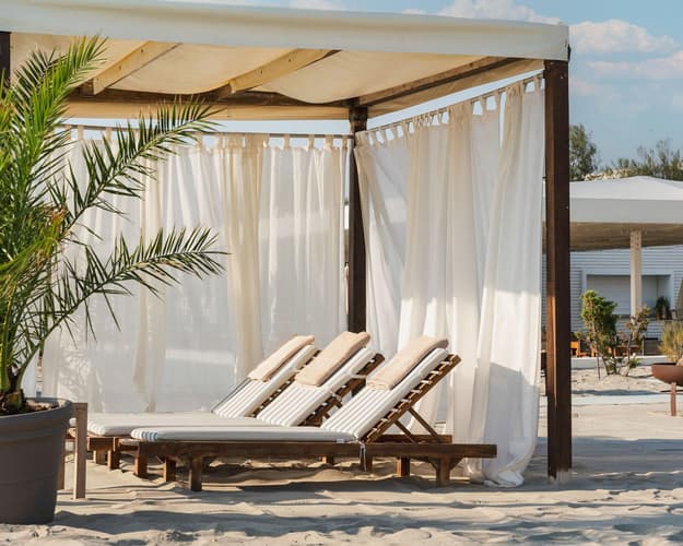 Image - 6 N MarePineta Resort – Villa Regina