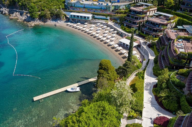 Imazhi - Dukley Hotel & Resort – Elegancë, Qetësi dhe Pamje të Paharrueshme