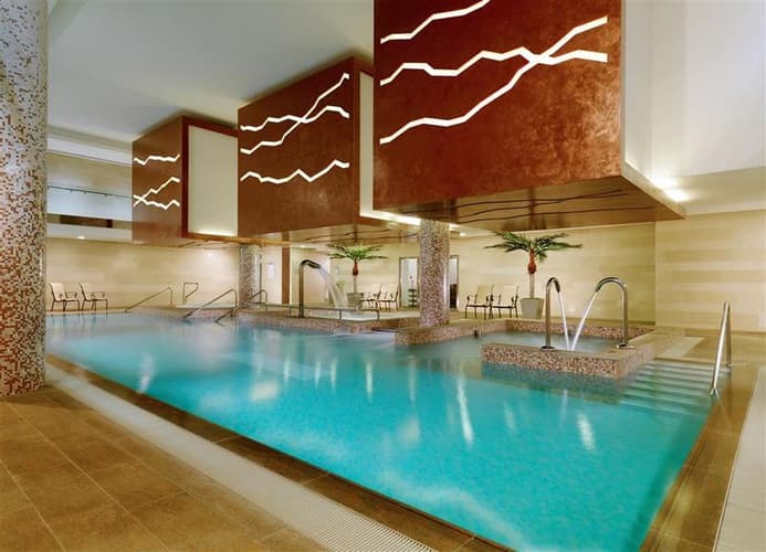 Bild -  5N Sheraton Athlone Hotel + 2GF