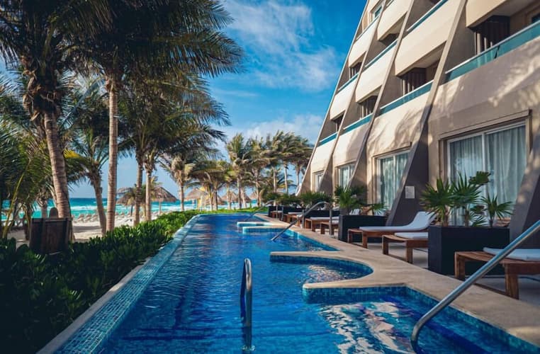 Imagen - Dom 09 Ago 26 - BUE / CUN + Hoteles en Cancún (FAMILY PLAN)