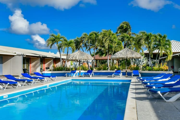 Imagen - Jue 06 Ago 26 - BUE / AUA + Hotel con Desayuno