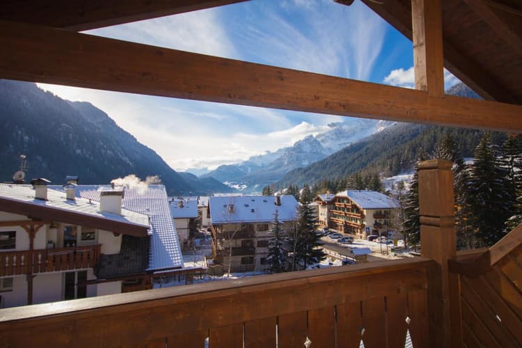Immagine - VAL DI FASSA hotel 3* in mezza pensione con piscina FEBBRAIO