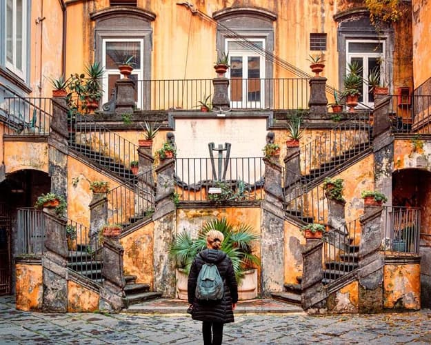 Immagine - La città dei mille colori: Napoli