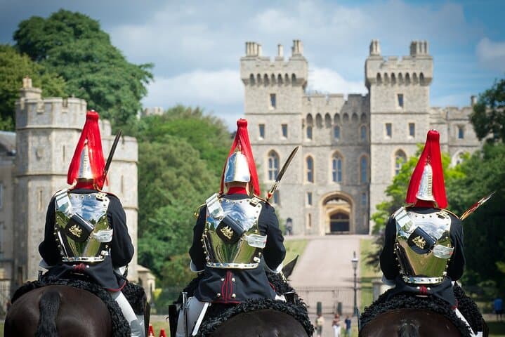 Image - Stonehenge, el Castillo de Windsor y Bath desde Londres