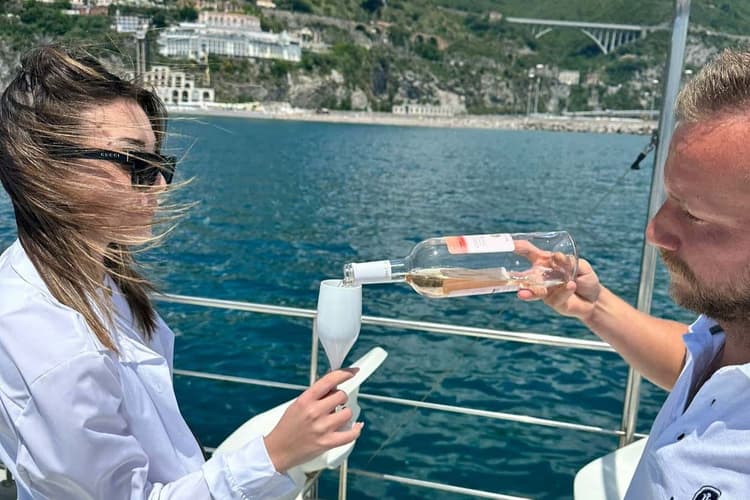 Image - Giro in banca & cocktail di benvenuto (per due)