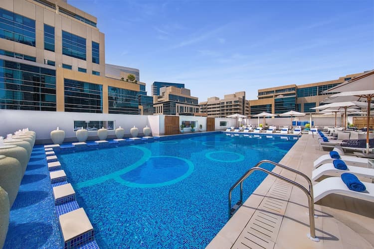 Slika - Oferta Dubai Noiembrie 7 Nopti, Demipensiune, DoubleTree by Hilton Dubai - Business Bay