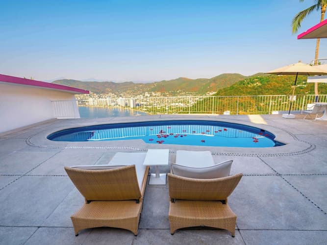 Image - LUNA DE MIEL EN LAS BRISAS ACAPULCO + CENA ROMÁNTICA