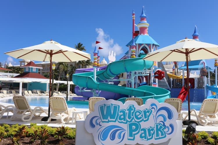 Image - Paquete a PUJ | Bahía Príncipe Fantasía Punta Cana 4* Sup