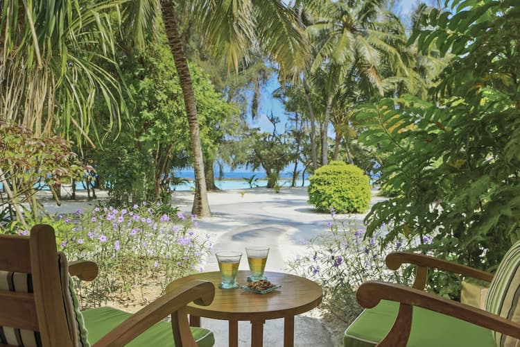 Image - Fall in Love in Paradise: 4 Days at Kurumba Maldives Resort