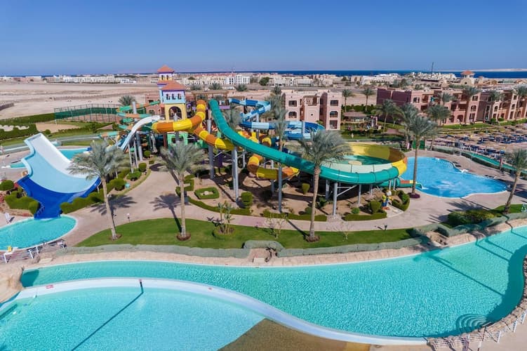Image - Charmillion Club Aqua Park Resort