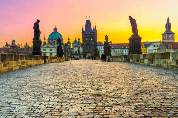 Immagine - Praga: luci d'inverno e incanto medievale