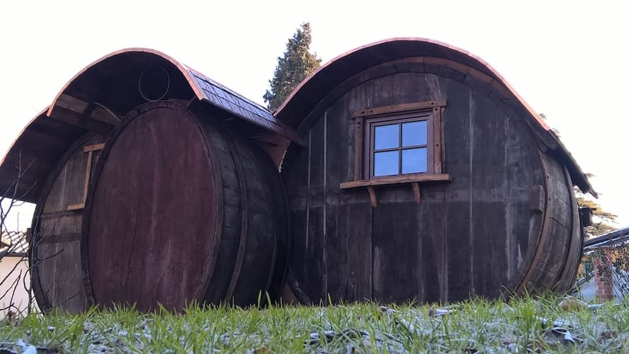 Immagine - Campagna piemontese: in una botte