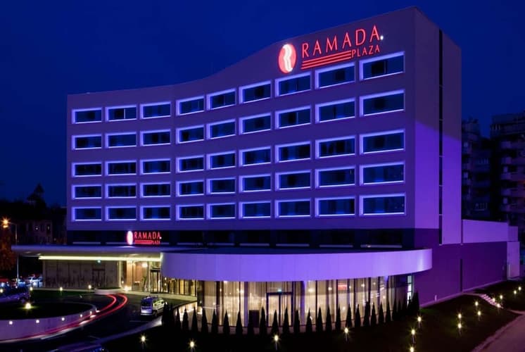 Изображение - Коледни базари в Крайова - хотел "Ramada Plaza" 4* - 2 нощувки със закуски, собствен транспорт
