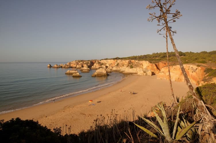 Imagem -  Interpass Vau Hotel 4*APA-Setembro-Partida do Funchal