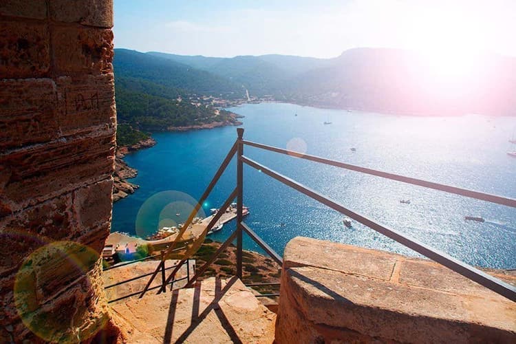 Imazhi - Ishulli Cabrera & Shpella Blu – Ekskursion me Varke