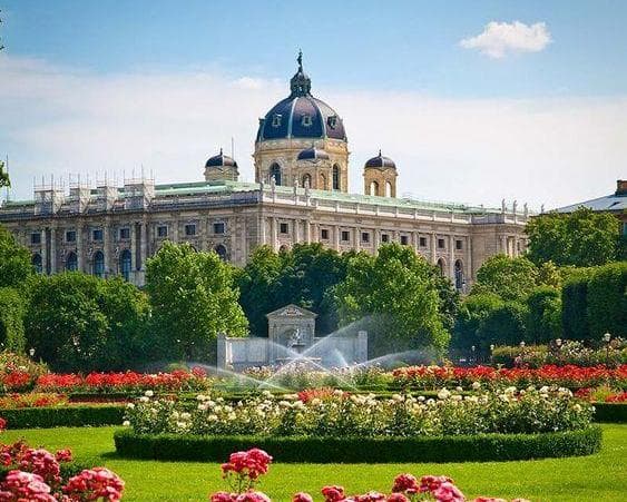 Image - Viti i Ri ne Viene: nje qytet si ne perralle 