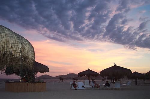 Image - BOLETO A LOS CABOS DESDE SANTA CRUZ