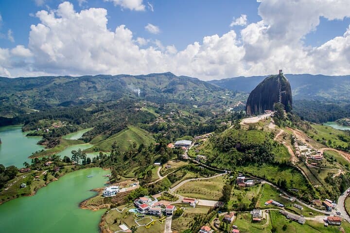 Imagem - 4 DÍAS EN MEDELLÍN, COL: HOTEL + TOURS + VUELOS + TRASLADOS