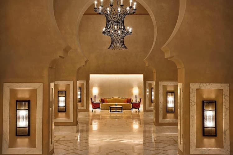 Imagem -  2 nights at Jabal Omar Marriott Hotel, Makkah