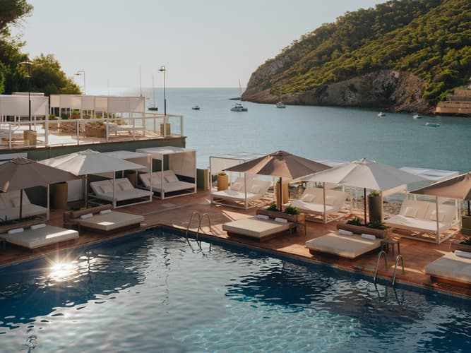 Bohemian Escape to Ibiza – Boutique Hotels & Boat Trip