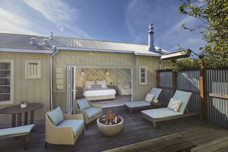 Image - Private cottages & Vineyard sunsets - Feb 11th. to Feb 15th.