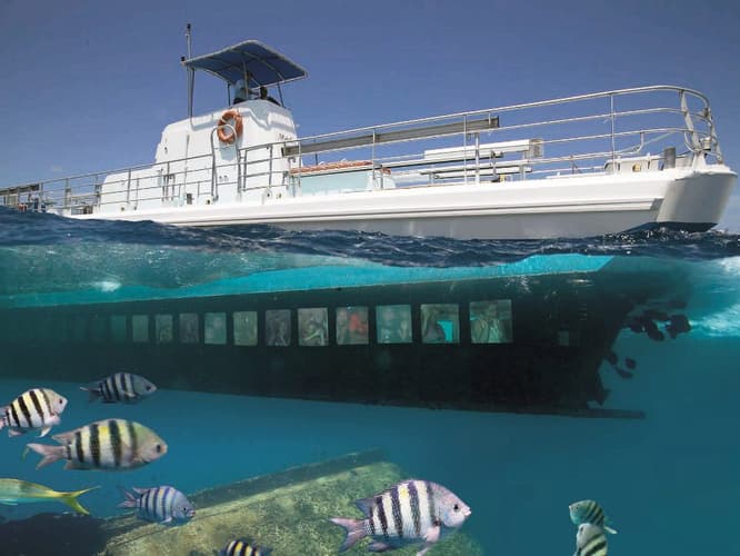 Imagen - Semisubmarino Seaworld Explorer