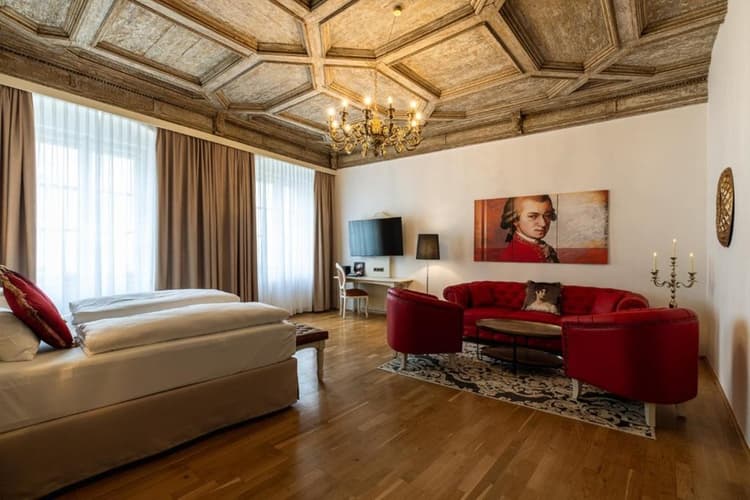 Image - 3N Amedia Plaza Wels + 1GF