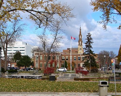 画像 - 4 Nights in Oshawa / Whitby, Canada