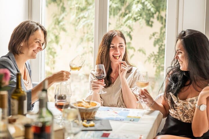 Imagine - Degustare de vin in Nisa, Franta - noiembrie