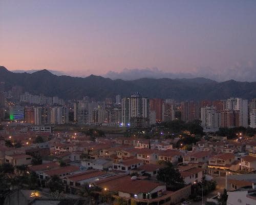 Beeld - 4 Nights inValencia VE, Venezuela