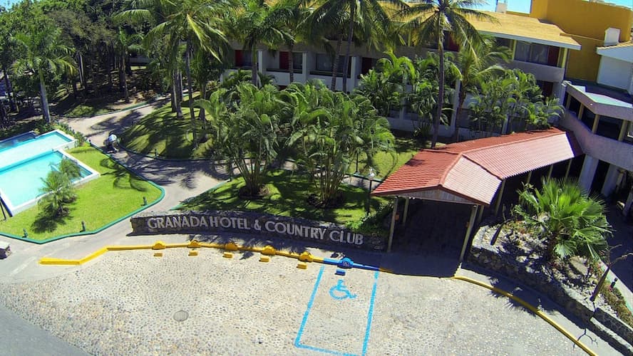 Imagen - FIN PATRIO! EL CID GRANADA, 1BED SUITE 2AD -1 MEN , 3 NOCHES