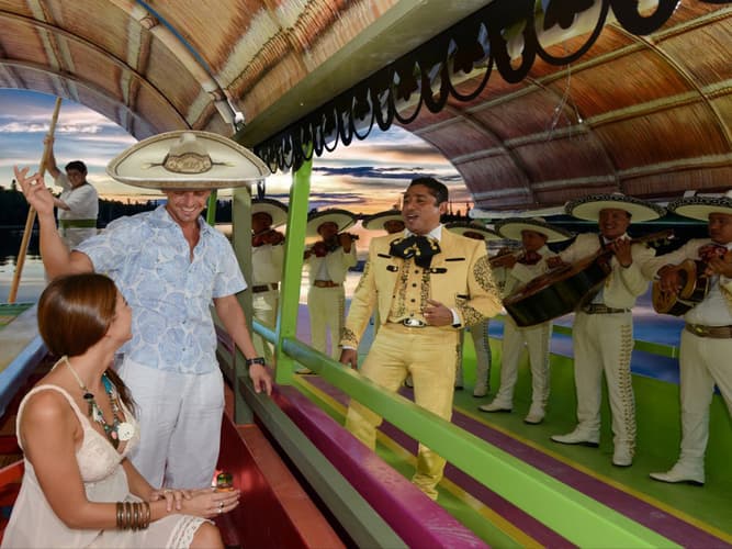 Image - Tour Xoximilco con transporte