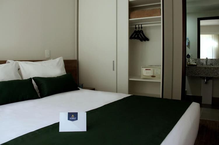 Imagen - AÑO NUEVO EN R.J. NOBILE INN & SUITES VIA PREMIERE HAB DBL