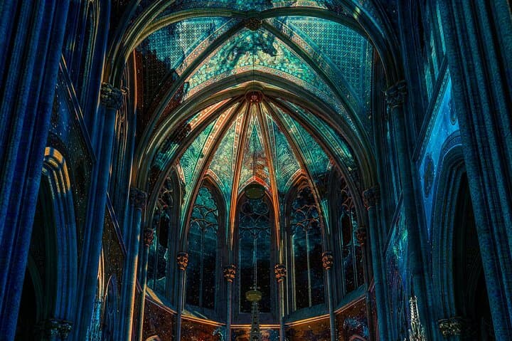 Imazhi - Drita e Krijimit – Kisha Votive Viene