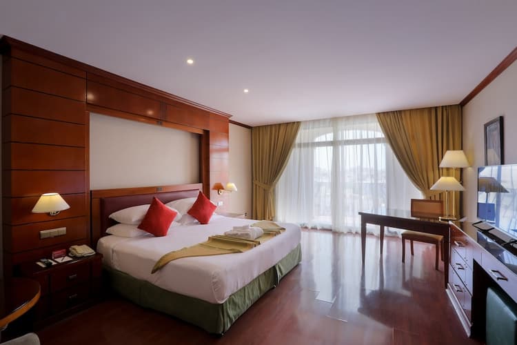 Image - 4 Days. 2n JEDDAH 4* (BB) | 1n TAIF Ø (BB)