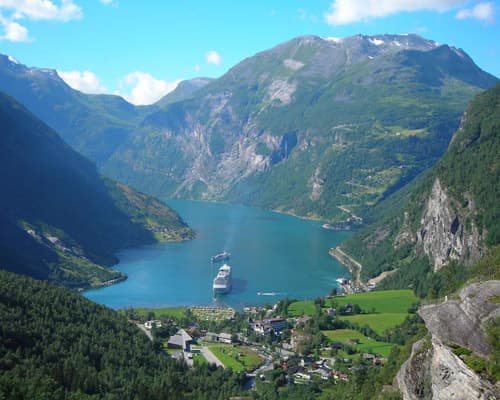 Bilde -  Visit the fjords in Geiranger,Norway - Flights+Hotell+Car