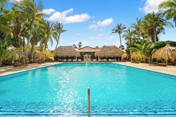 Imagen - Dom 08 Mar 26 - BUE / CUR + Hoteles con Deayuno