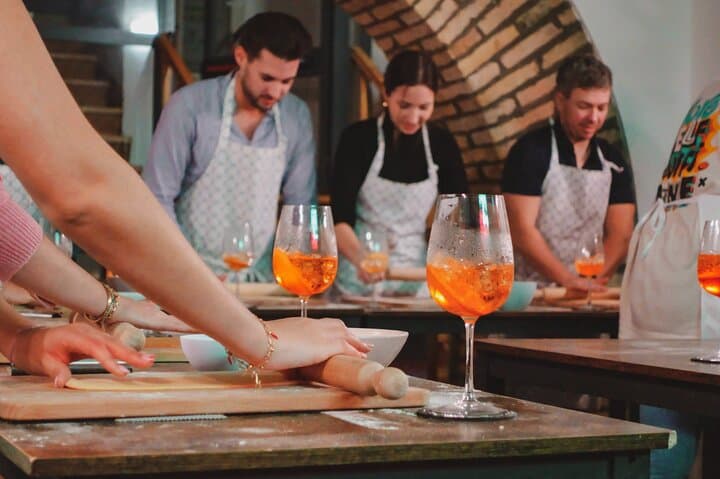 Image - Spritz & Spaghetti: corso di cucina brillo!