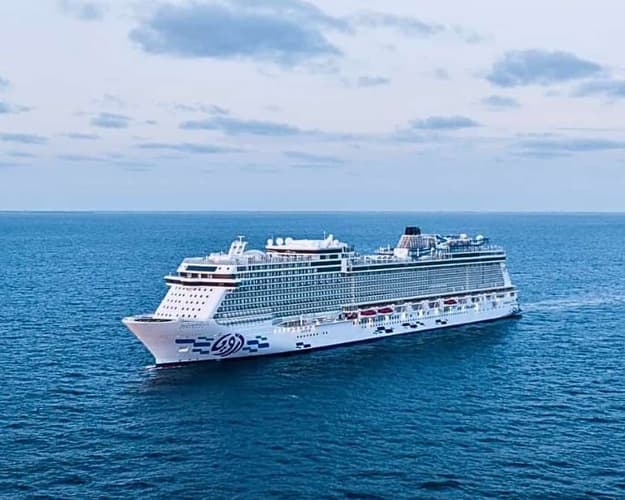 Image - Middle East Cruise: 3 Nights Across UAE,Qatar & Bahrain