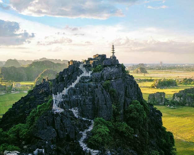 Image - SECRET VIETNAM - AFFORDABLE LUXURY BETWEEN MOUNTAINS AND BAY