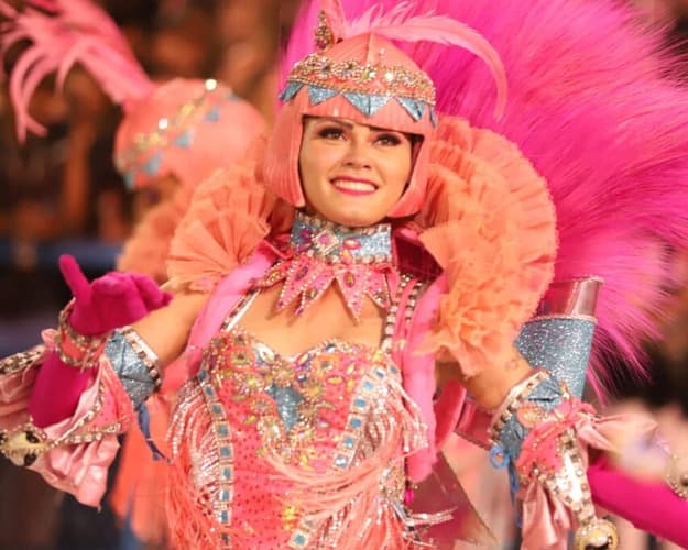 Imagen - Miramar by Windsor Copacabana con Arquibancada + Traje para Desfilar