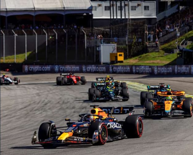 Imagen - Formula 1 - Novotel SP Jardins - Sector VIP Orange Tree Club